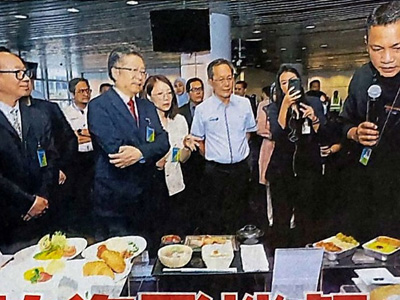 Malaysia Airlines полностью возобновила бизнес по производству бортового питания, причем ключевую роль в этом играет грузовик с бортовым питанием в аэропорту Тяньи