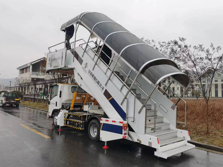 Пассажирская посадочная лестница